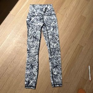 Lululemon Flower Leggings | Size 0